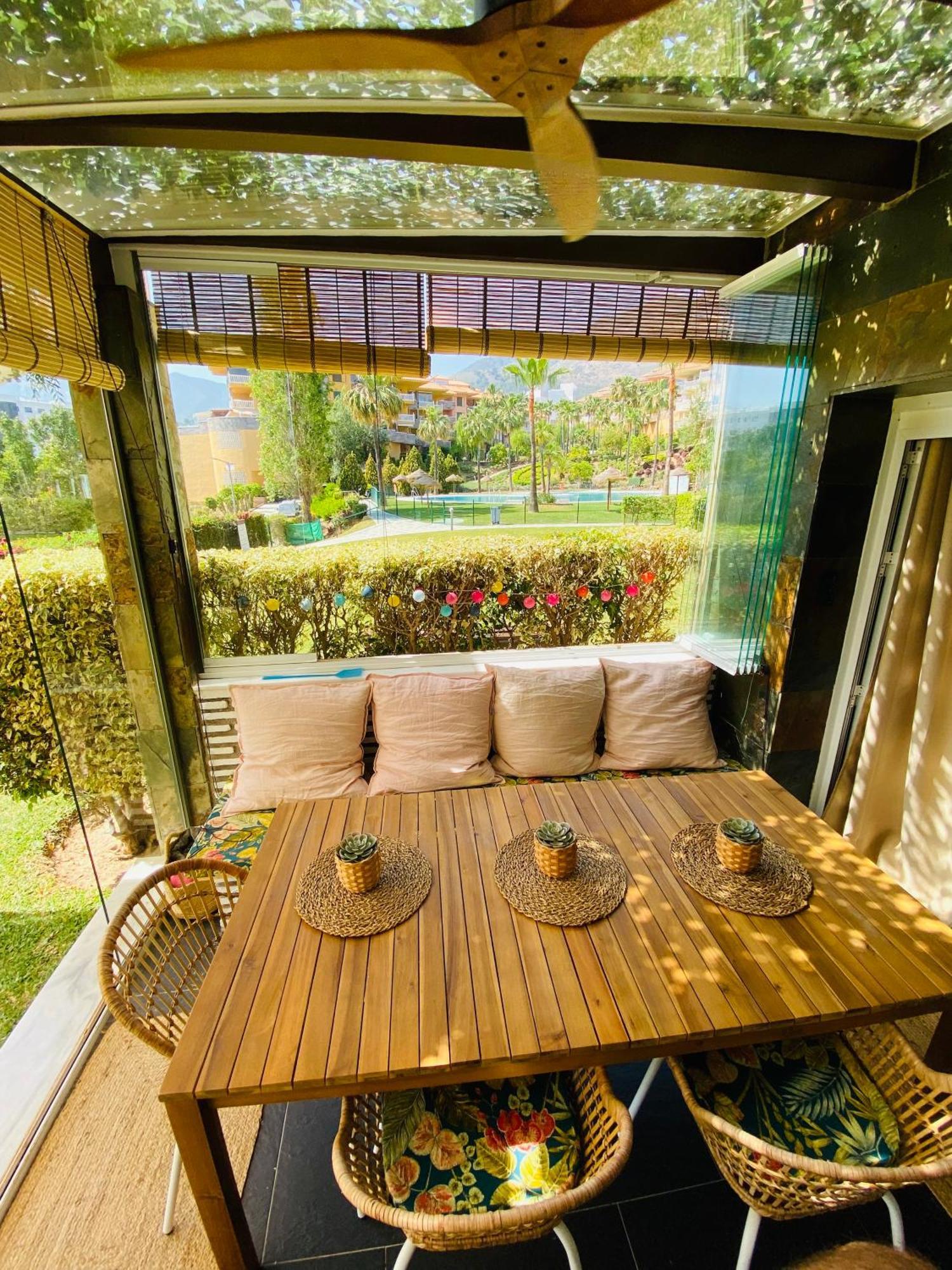 Reserva Del Higueron Boutique Apartments Fuengirola Bagian luar foto